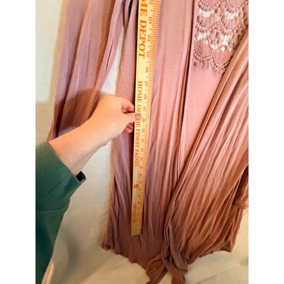 Vertigo Paris Blush Pink Lace Crochet Open Front Cardigan Duster Size M NWT $160 - Picture 7 of 11